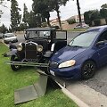 &bdquo;Toyota Corolla&ldquo; vairuotoja įsirėžė į &bdquo;Ford Model A&ldquo;