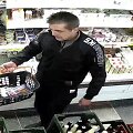 Kauno policija ai&scaron;kinasi, kas i&scaron; parduotuvės bandė pasisavinti prekes