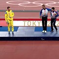 Ukrainietis Igoris Cvetkovas (kairėje) atsisakė bendros nuotraukos su Rusijos paralimpinio komiteto atletais.