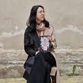 Indrė Motiejūnaitė su knyga