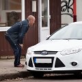 Socialinis eksperimentas: kaip žmonės reaguoja į girtą vairuotoją?