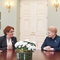 Dalia Grybauskaitė susitiko su Gruzijos gynybos ministre Tinatin Khidasheli.
