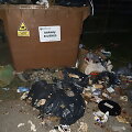Atliekų konteineris prie Dvarčėnų kapinių