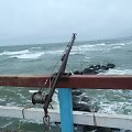 Palangos žvejai pyksta, kad i&scaron; kitų savivaldybių atvykę žvejai ne tik pažeidžia karantino taisykles, bet dar ir niokoja tiltą.