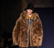 &bdquo;Coach&ldquo; 2016 m. rudens-žiemos kolekcijos modelis