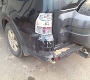 Apgadintas pasieniečių automobilis