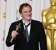 Quentinas Tarantino &scaron;venčia 51-ąjį gimtadienį