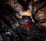 Kuneo urvuose pozuojantis fotografas Paolo Lombardi