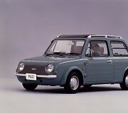 Istorinis automobilis &bdquo;Nissan Pao&ldquo;