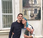 Monika Pundziūtė-Monique su broliu Pauliumi