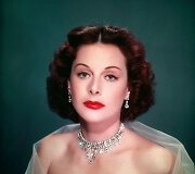 Hedy Lamarr &ndash; aktorė ir i&scaron;radėja, jos atradimų pagrindu sukurta &bdquo;Bluetooth&ldquo; ir WI-FI technologija