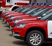 Ugniagesiams gelbėtojams perduotos naujos gaisrinės automobilinės cisternos ir lengvieji automobiliai
