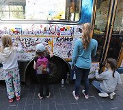 Vilniuje vyko atsisveikinimas su senaisiais autobusais