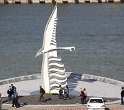 Jūroje žuvusiems jūrininkams ir nuskendusiems laivams paminklas &bdquo;Albatrosas&ldquo; buvo pastatytas tik prie&scaron; kelis mėnesius.