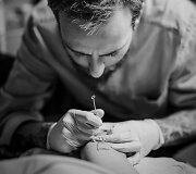 Tatuiruočių meistras &bdquo;Juodi dygsniai&ldquo;, Gediminas Zubas