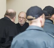 Vytautas &Scaron;altenis ir Maartenas Sebastianas Spanjaartas teisme
