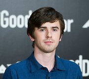 Freddie Highmore'as