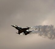 &bdquo;General Dynamics F-16 Fighting Falcon&ldquo; naikintuvas