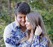 Bindi Irwin su sužadėtiniu Chandleriu Powellu