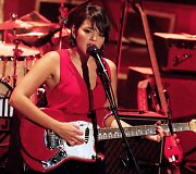 Norah Jones &scaron;venčia 35-ąjį gimtadienį