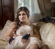Modelis Agnie&scaron;ka Toločko (Vilnius). Auglys stuburo kanale