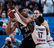 Giannis Antetokounmpo