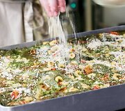 &bdquo;La pasta&ldquo; kasdienybė: 18 tonų miltų, tūkstančiai porcijų ir neblėstanti meilė makaronams