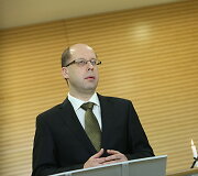 &bdquo;Maxima Latvija&ldquo; vadovo Gintaro Jasinsko spaudos konferencija dėl tragi&scaron;kai pasibaigusios Rygos parduotuvės &bdquo;Maxima&ldquo; griūties.