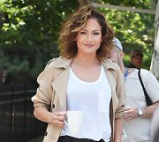 Jennifer Lopez serialo &bdquo;Shades of Blue&ldquo; filmavimo aik&scaron;telėje 