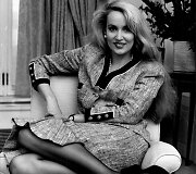 Jerry Hall (1985 m.)