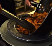 &bdquo;La pasta&ldquo; kasdienybė: 18 tonų miltų, tūkstančiai porcijų ir neblėstanti meilė makaronams