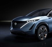 Naujasis elektrinis SUV NISSAN ARIYA