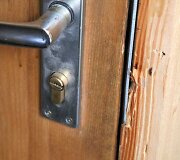 Policijos pareigūnai mokysis įrengtoje inscenizuotoje įvykio vietoje