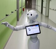 Robotas pradėjo dirbti ligoninėje