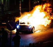 &Scaron;vedijoje degantis automobilis
