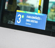 Autobusų ir troleibusų keleiviams tenka prisitaikyti prie naujų važinėjimo po Vilnių ypatumų