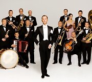 Maxas Raabe ir &bdquo;Palast Orchester&ldquo;