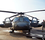 Kauno S.Dariaus ir S.Girėno aerodromą aplankė JAV kariuomenės sraigtasparniai &bdquo;Black Hawk&ldquo;