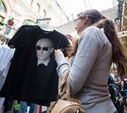 Rusijoje graibstomi mar&scaron;kinėliai su Vladimiro Putino atvaizdu