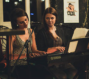 Kajetana Ageikinaitė ir Greta Pauk&scaron;tė. Koncerto La Vie Boheme @Vijokliai akimirka