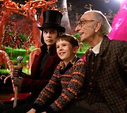 Johnny Deppas, Freddie Highmore'as ir Davidas Kelly filme &bdquo;Čarlis ir &scaron;okolado fabrikas&ldquo;