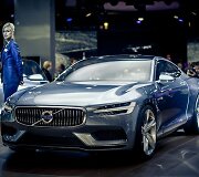 &bdquo;Volvo Concept Coupe&ldquo; automobilis Frankfurto automobilių parodoje