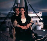 Kate Winslet ir Leonardo DiCaprio filme &bdquo;Titanikas&ldquo; (1997 m.)