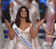 &bdquo;Mis Venesuela 2014&ldquo; Mariana Jimenez ir &bdquo;Mis Visata 2013&ldquo; Maria Gabriela