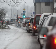 Ketvirtadienio rytą Vilniuje pradėjo snigti