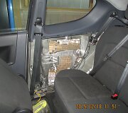 Automobilyje &bdquo;Mitsubichi&ldquo; slėpta kontrabanda