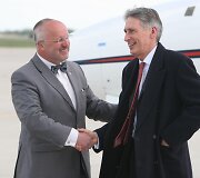 Juozas Olekas ir  Phillipas Hammondas