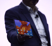 &bdquo;Huawei Mate X&ldquo; telefonas