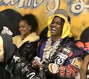 Rihanna ir A$AP Rocky užkulisiuose po reperio koncerto