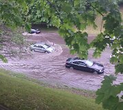 Audra Vilniuje, Narbuto g., skendo automobiliai, Valerijos Iljinaitės nuotr.